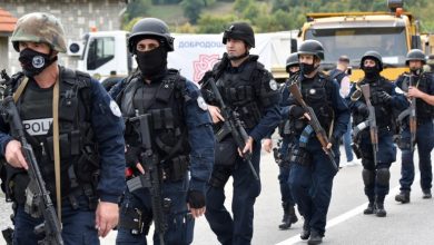 Photo of Sırbistan Kosova Sınırında Yüksek Alarm
