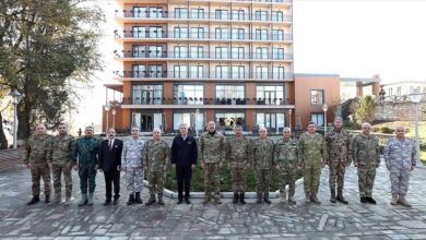 Photo of Azerbaycan Cumhurbaşkanı Aliyev, Milli Savunma Bakanı Akar ve TSK komuta kademesini kabul etti