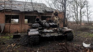 Photo of Russia renews attack on Mariupol and missiles hit Odesa, Ukraine says