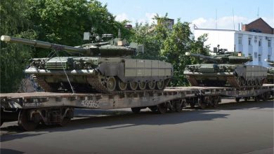 Photo of Rus ordusu, yeni T-80BVM tanklarını teslim aldı
