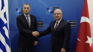 Photo of Milli Savunma Bakanı Güler, Yunanistan Savunma Bakanı Stefanis ile görüştü