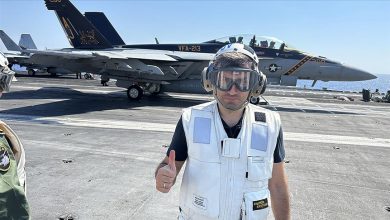 Photo of Selçuk Bayraktar ABD uçak gemisini inceledi
