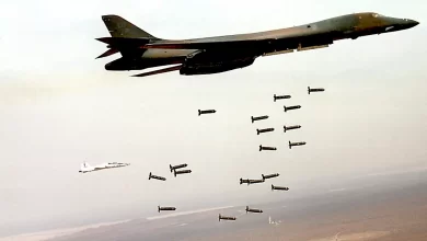 Photo of Rus savaş uçağından Baltık Denizi üzerinde ABD’nin iki bombardıman uçağına önleme