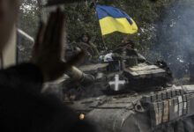Photo of AB’den Ukrayna’ya 5 milyar euroluk ek askeri destek kararı