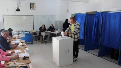 Photo of Romanya, Avrupa açısından kritik cumhurbaşkanlığı seçimi için sandık başında