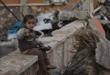 Photo of UNRWA raporu: “İsrail, Gazze’de her gün onlarca çocuğu öldürüyor”