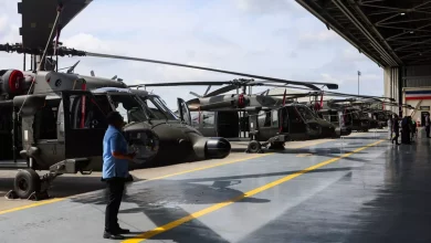 Photo of Filipinler S-70i Black Hawk askeri helikopterlerini teslim aldı