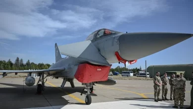 Photo of Zelenskiy: “F-16, Gripen ve Rafale gibi 250 savaş uçağı alacağız”