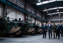 Photo of Polonya ordusu yerli üretim ilk Borsuk savaş araçlarını teslim aldı