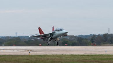 Photo of ABD Hava Kuvvetleri ilk T-7A Red Hawk’ı teslim aldı