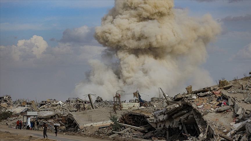 İsrail’den ateşkese rağmen Gazze’de hava ve topçu saldırıları!