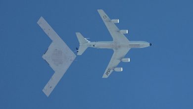 Photo of B-21 Raider’a ilk kez havada yakıt ikmal testi