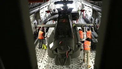 Photo of Avustralya yeni AH-64E Apache taarruz helikopterlerini teslim aldı